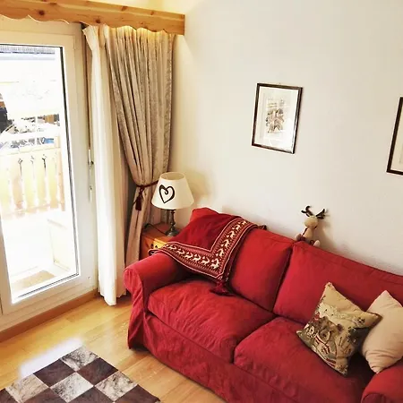 In Montana Town Centre Mountain View קראנס-מונטנה