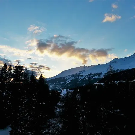 Apartamento In Montana Town Centre Mountain View